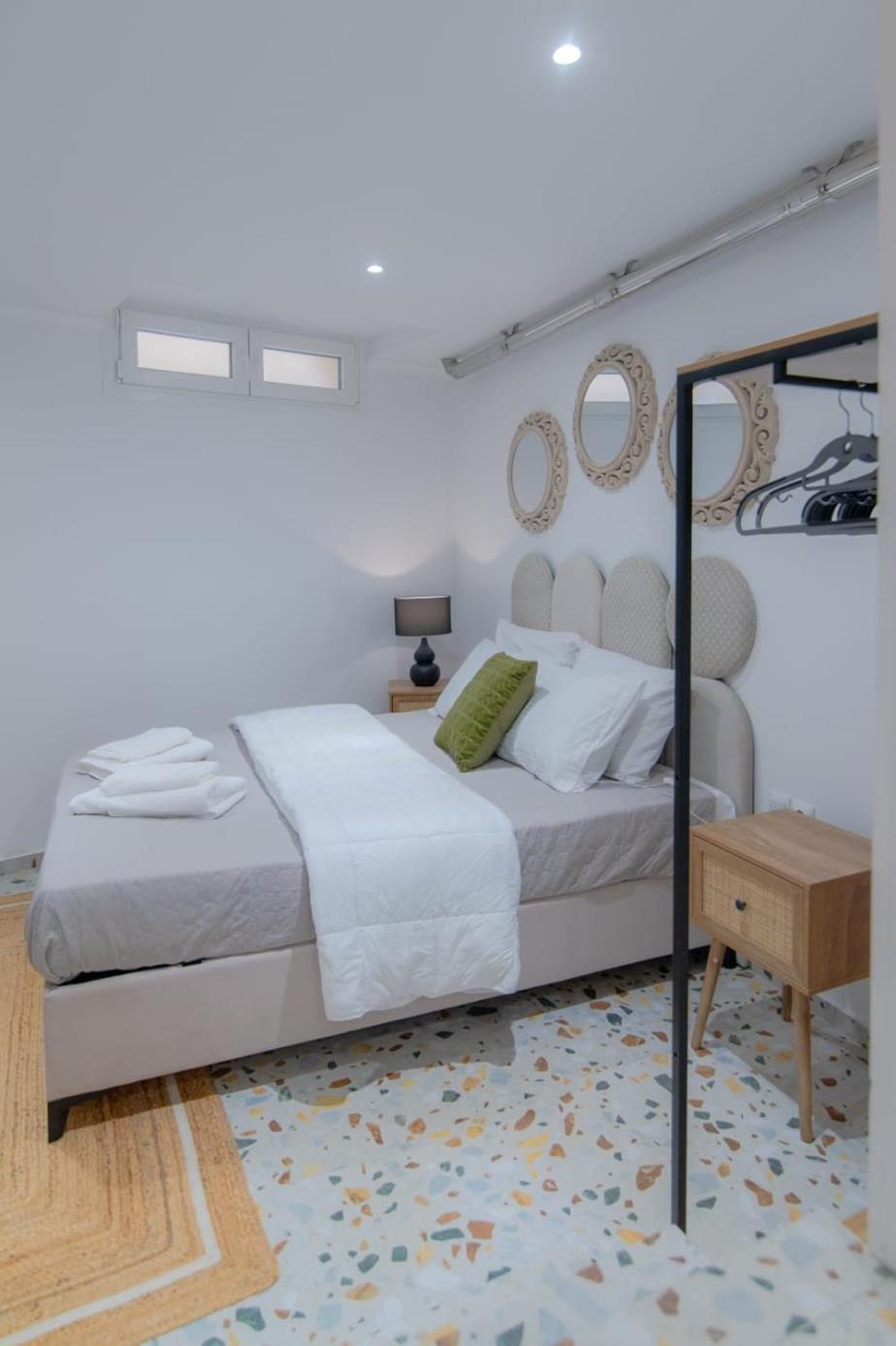 Delenco Trio Apartment Athens Luaran gambar